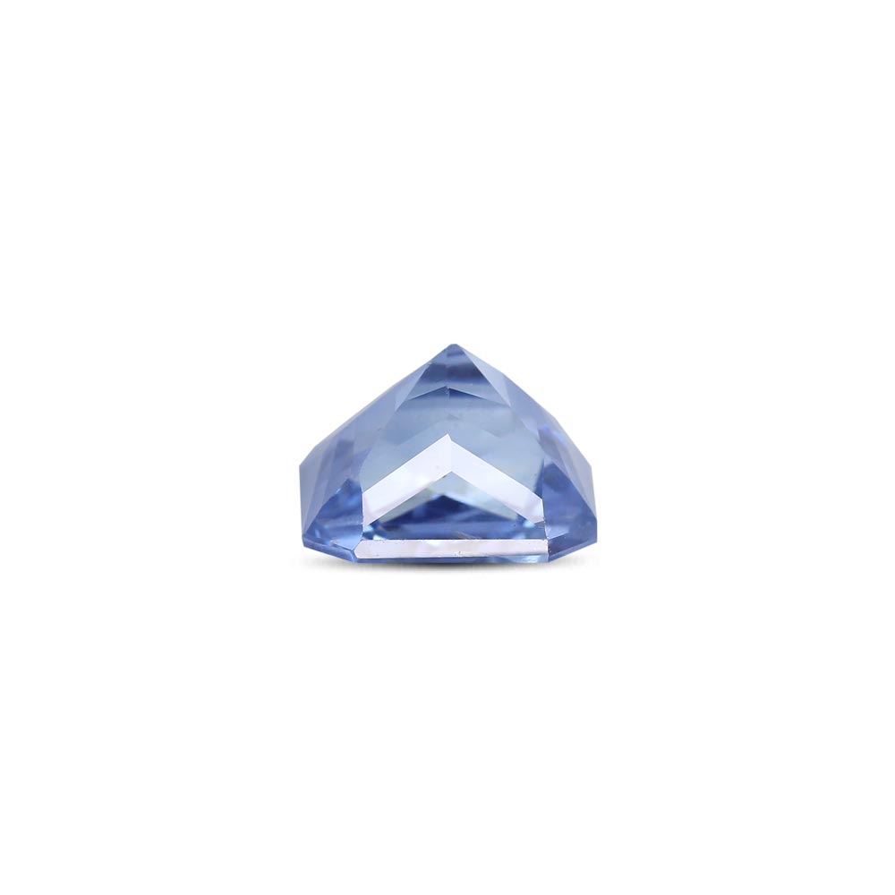 Blue Sapphire - 3.93 Carat
