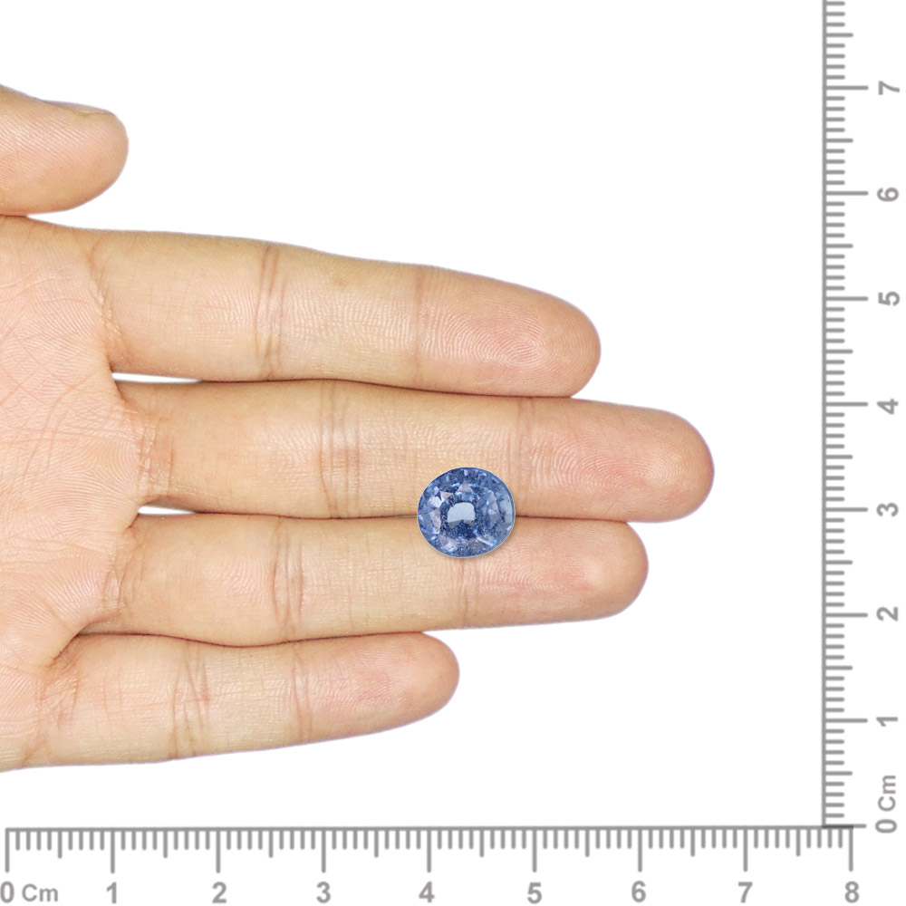 Blue Sapphire - 4.19 Carat