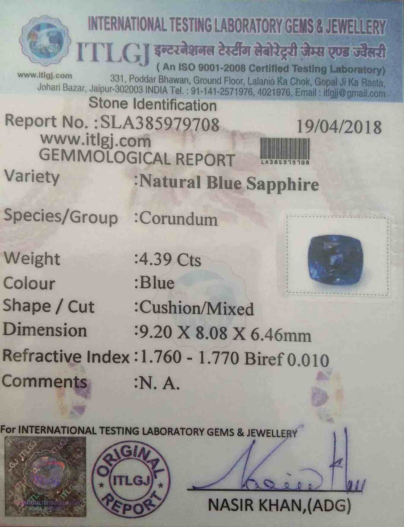 Blue Sapphire - 4.39 Carat