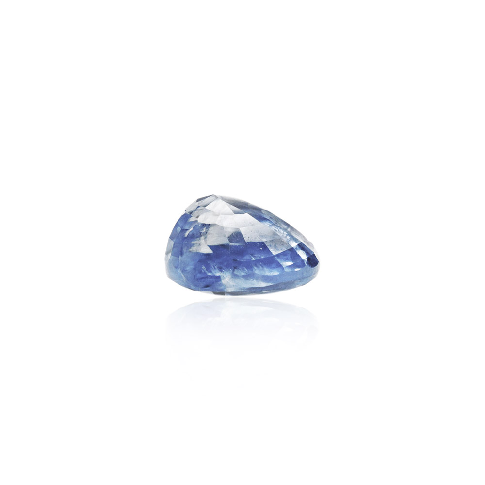 Blue Sapphire - 4.79 Carat