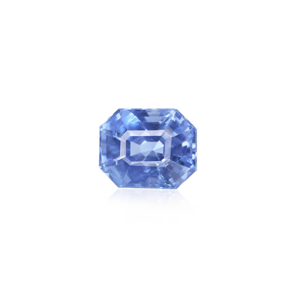 Blue Sapphire - 4.84 Carat