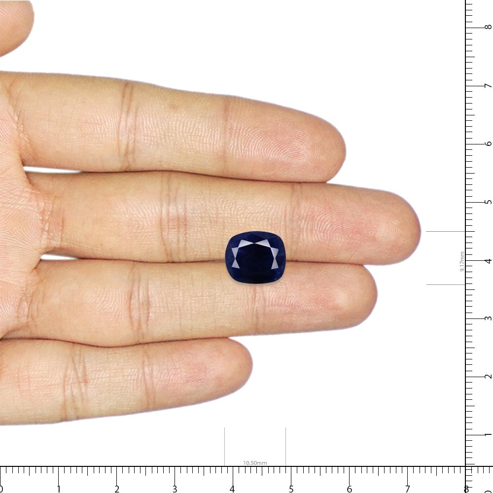 Blue Sapphire - 5.2 Carat