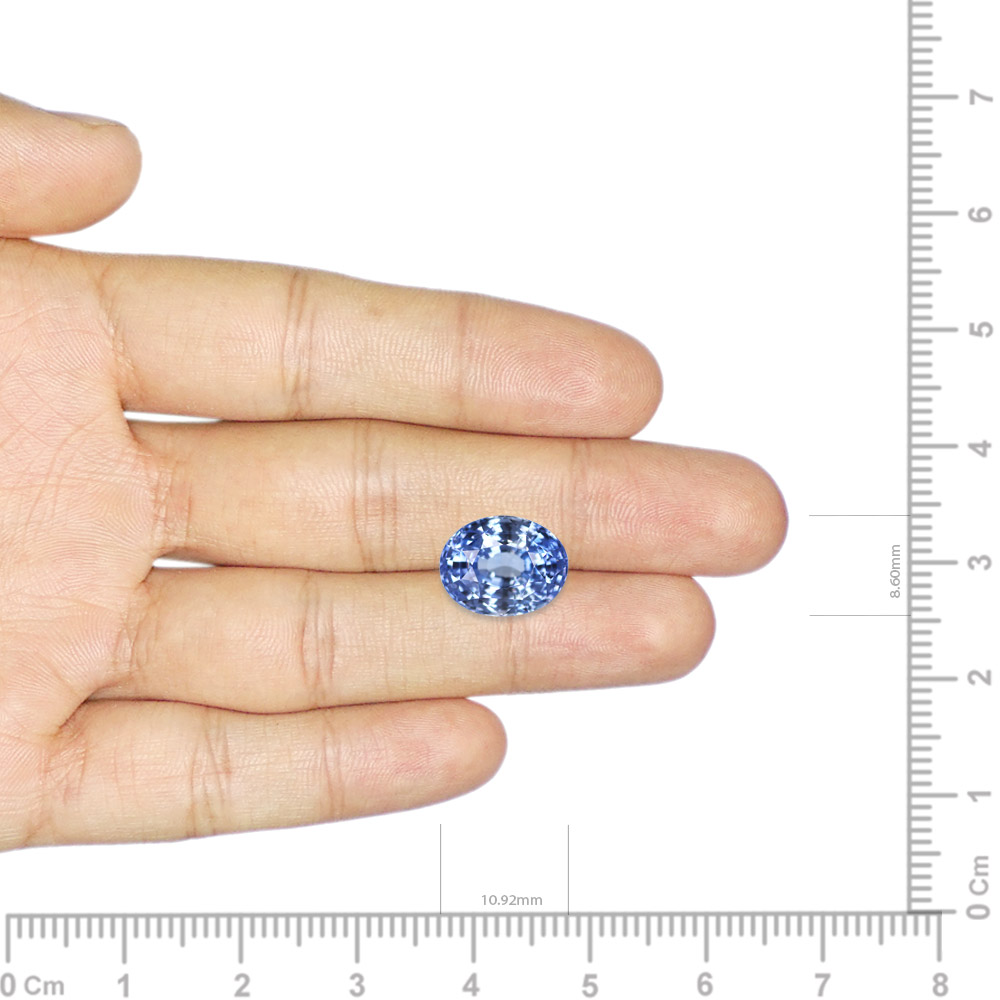 Blue Sapphire - 6.44 Carat