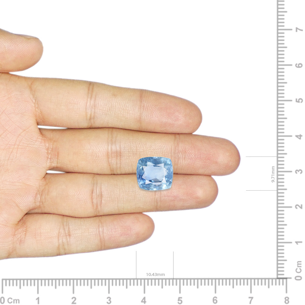 Blue Sapphire - 7.05 Carat