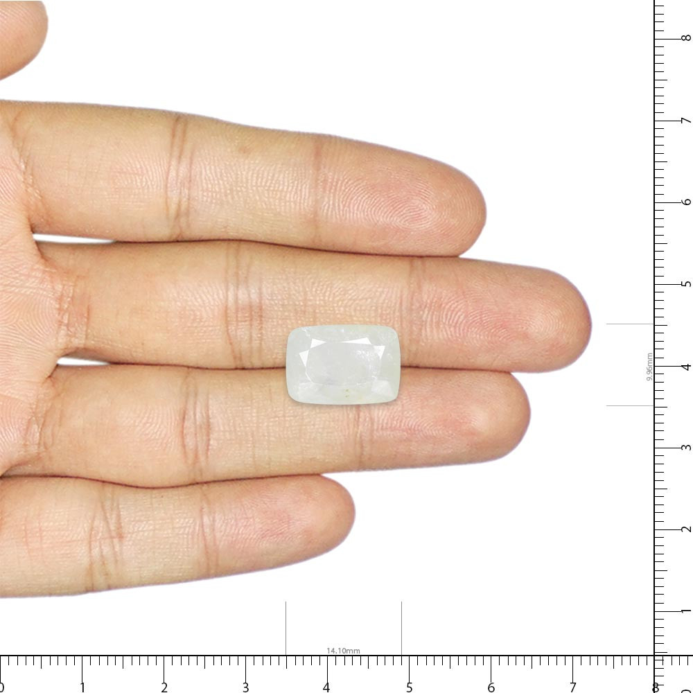 Blue Sapphire - 7.6 Carat