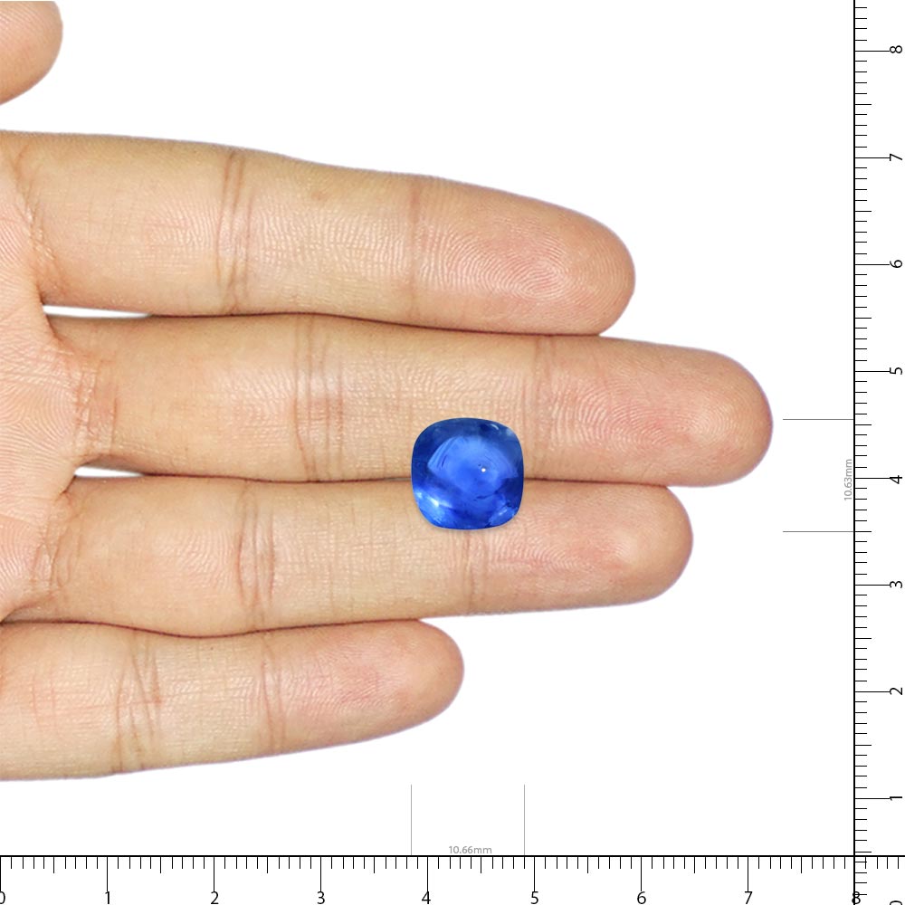 Blue Sapphire Cabochon - 8.6 Carat