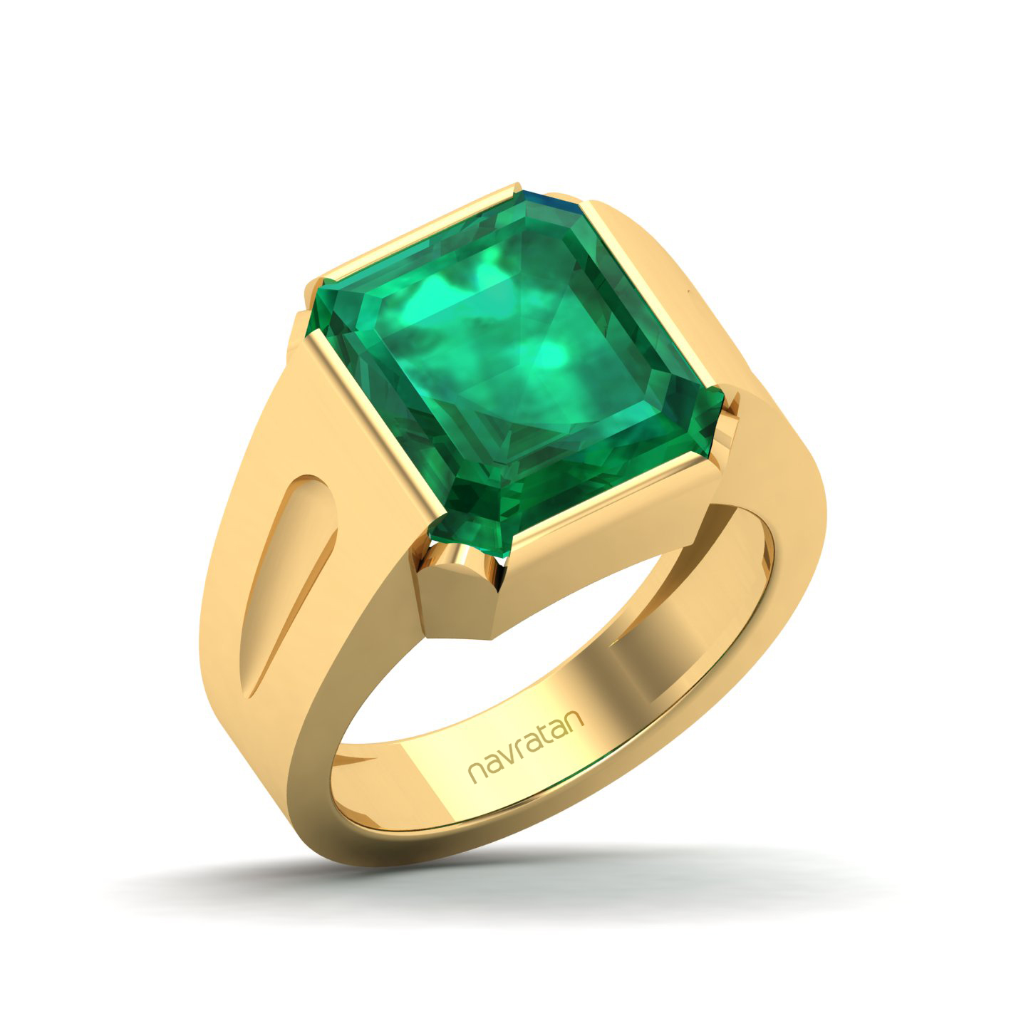 Embrace Solitude emerald Ring
