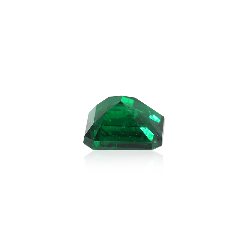 Minor Oil Emerald - 4.66 Carat