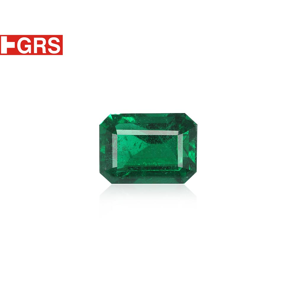 Insignificant Oil Emerald - 5.05 Carat