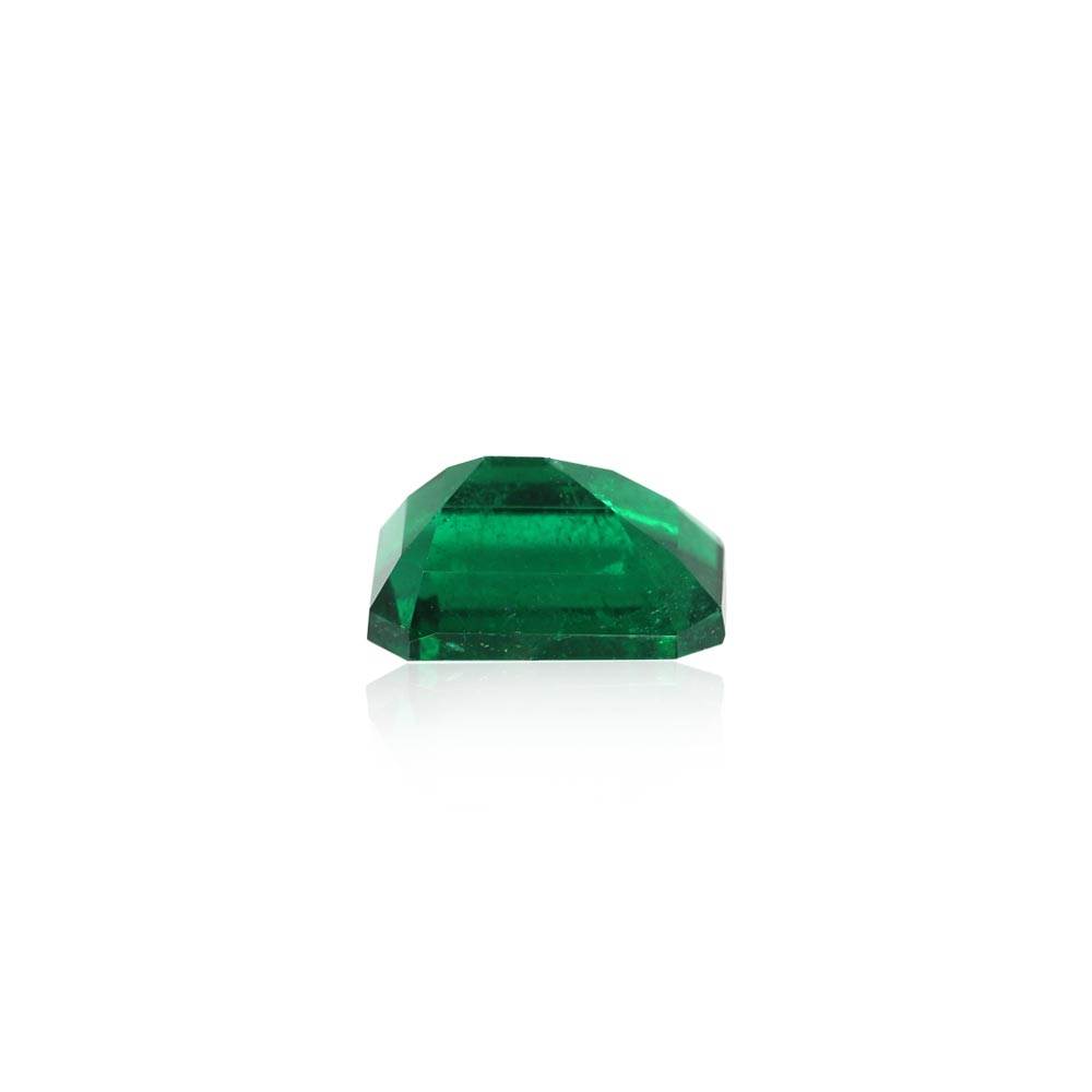 Insignificant Oil Emerald - 5.05 Carat