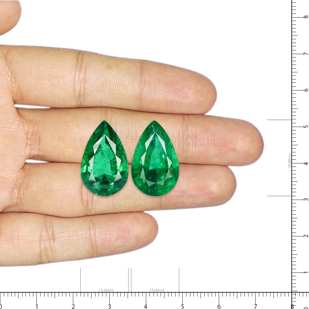 Emerald - 30.04 Carat