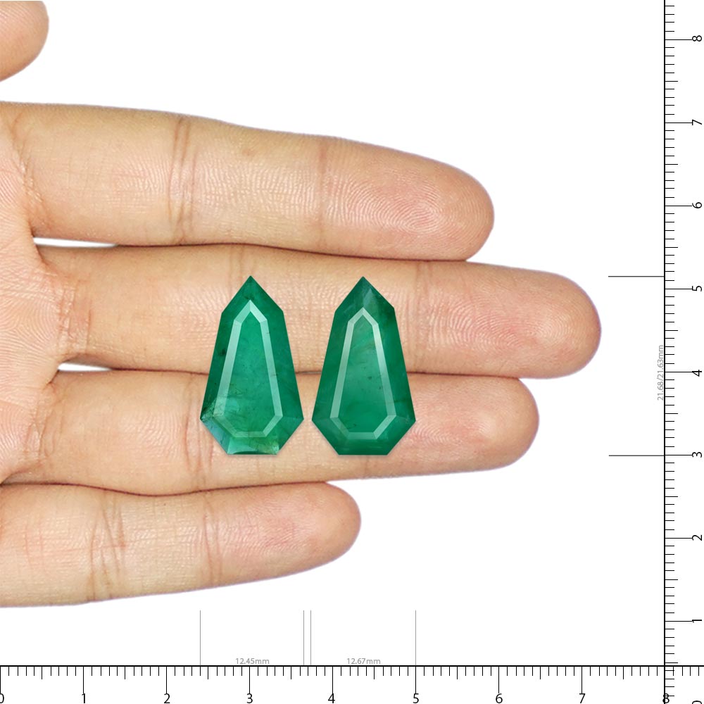 Emerald - 20.71 Carat