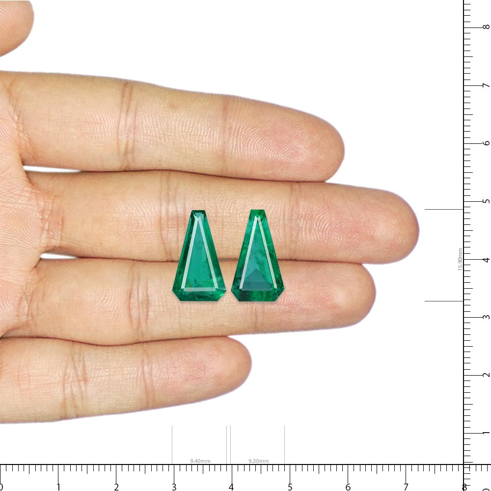 Emerald - 8.02 Carat