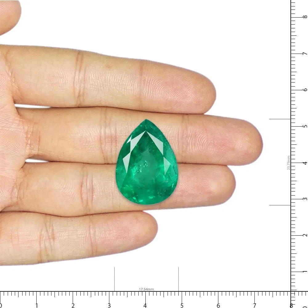 Emerald (Panna) - 26.19 Carat