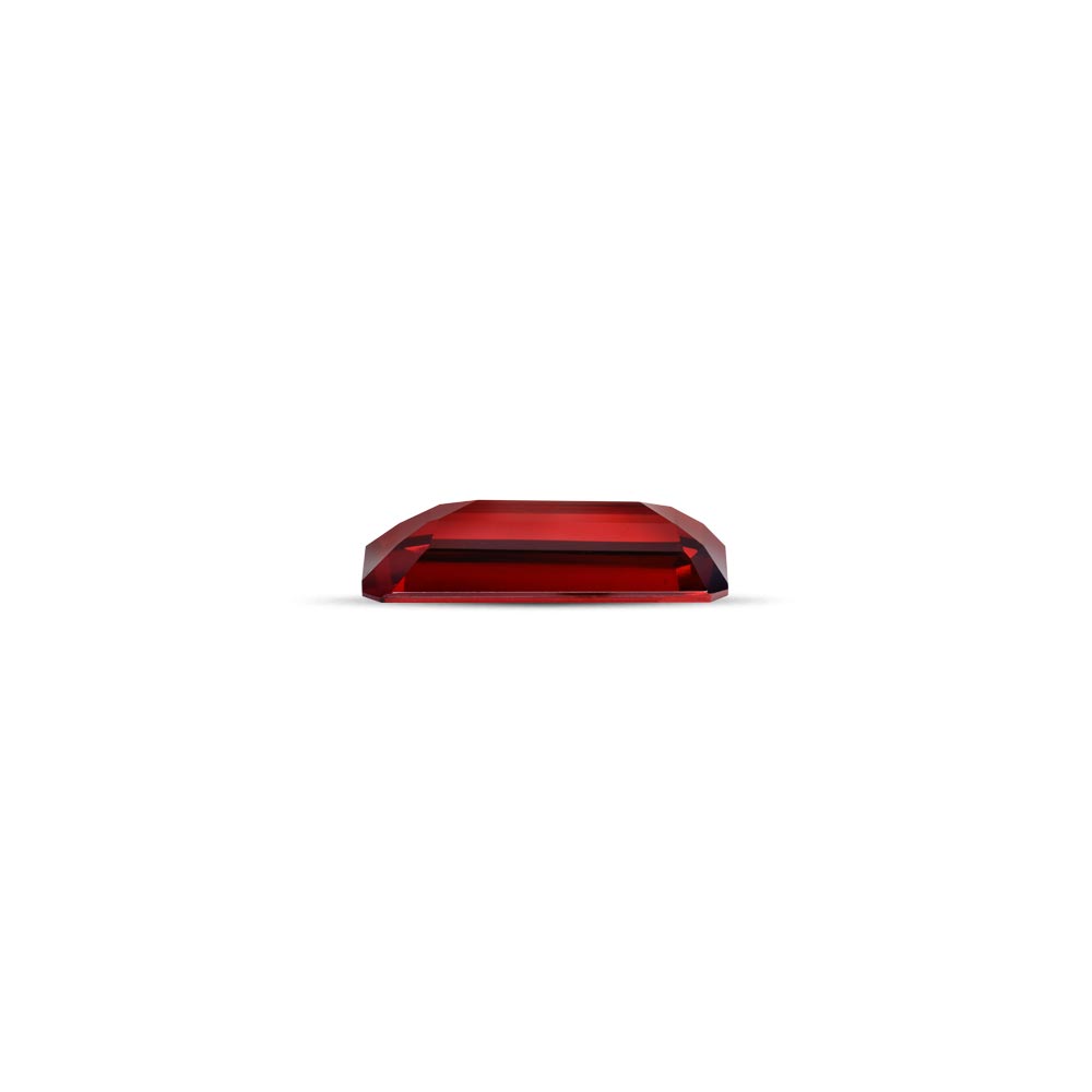 Garnet - 14.81 Carat