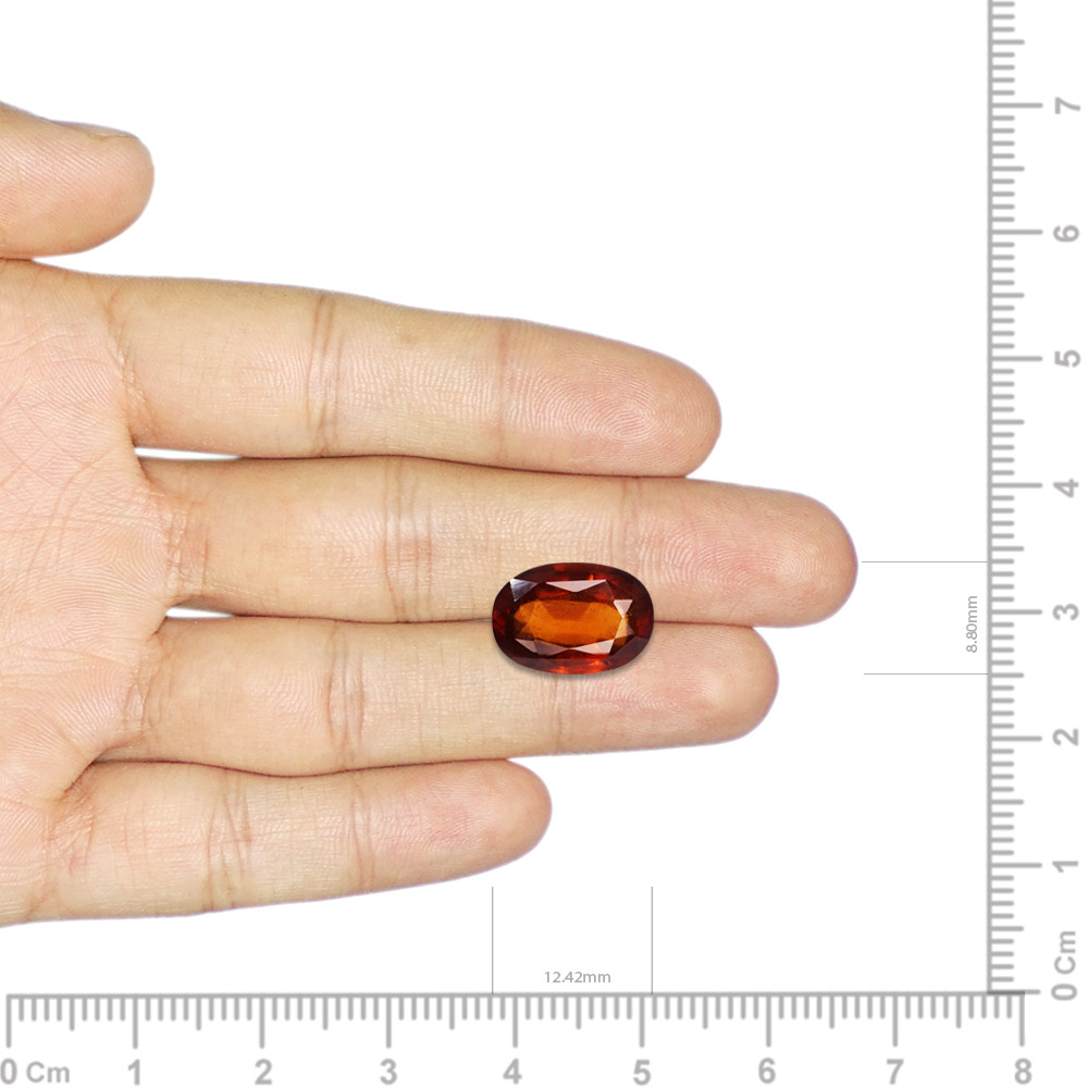 Hessonite (Gomed) - 5.61 Carat