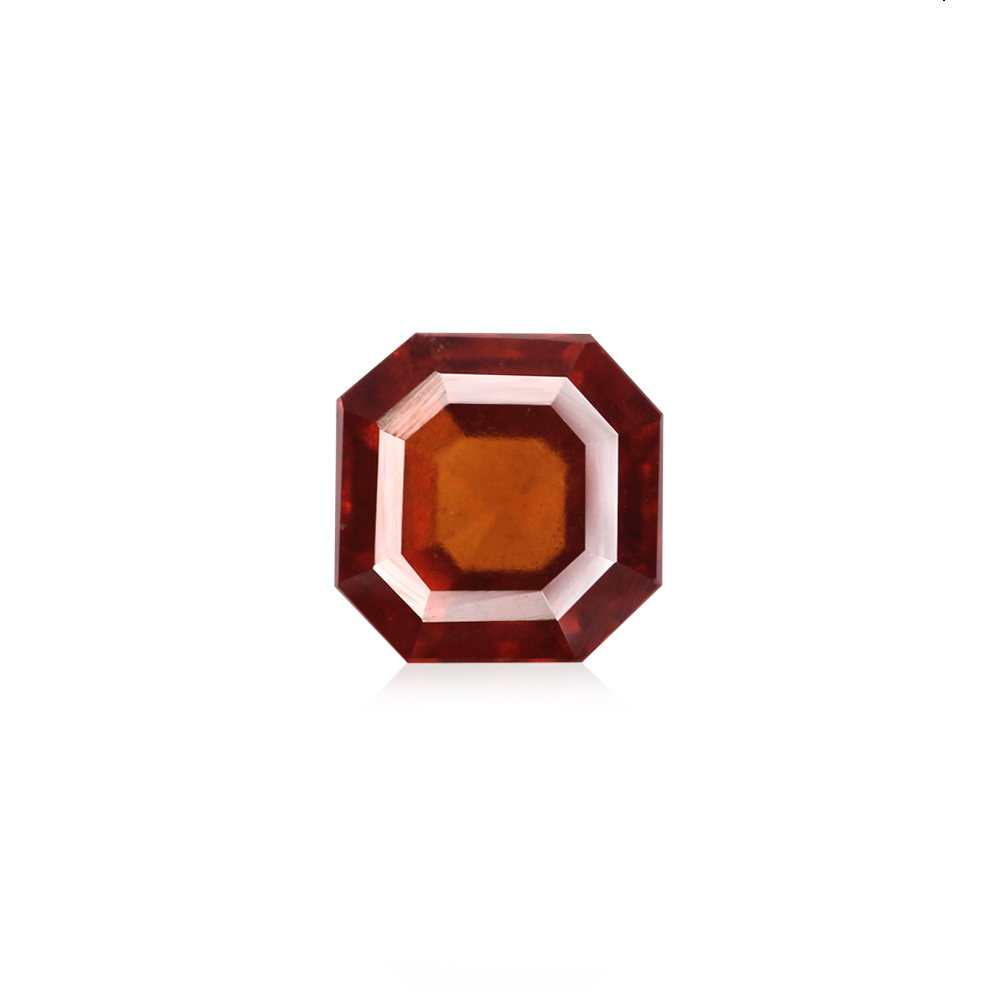 Hessonite - 6.69 Carat
