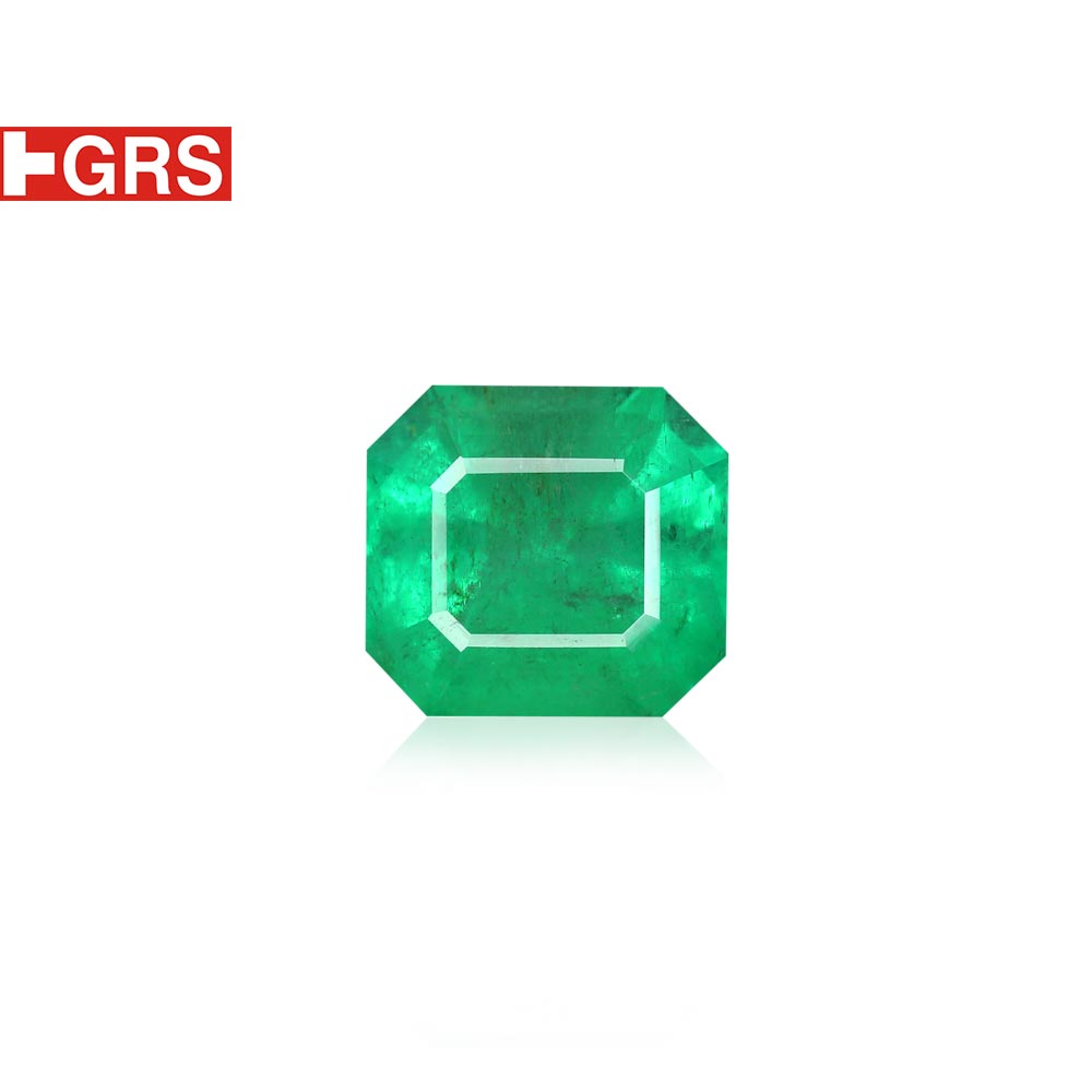 Minor Oil Emerald Colombia - 9.61 Carat