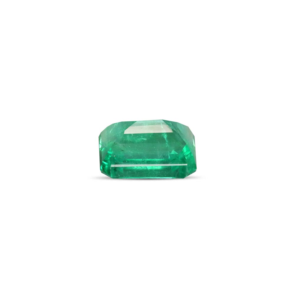 Minor Oil Emerald - 3.31 Carat