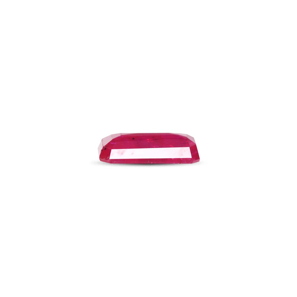 Mozambique Natural Ruby - 3.89 Carat
