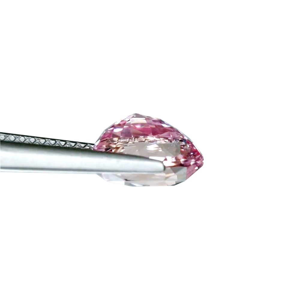Padparadscha Sapphire - 3.50 Carat