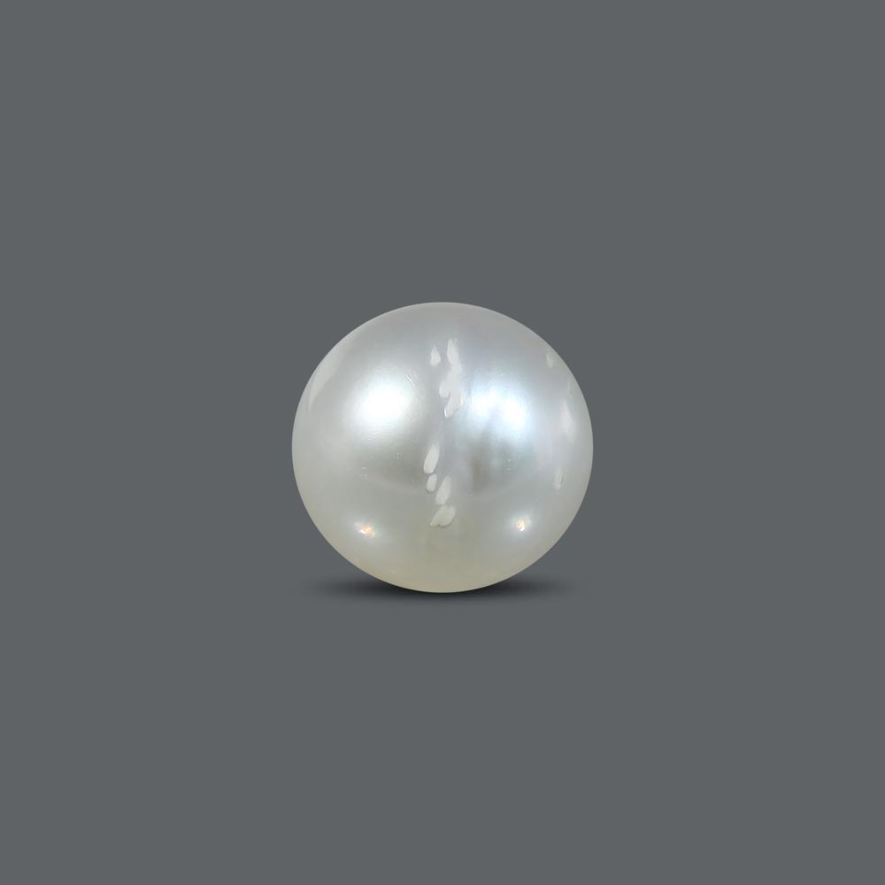 South Sea Pearl - 10.24 Carat