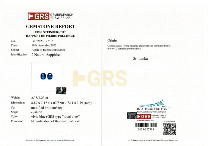 Royal Blue Sapphire - 4.61 Carat
