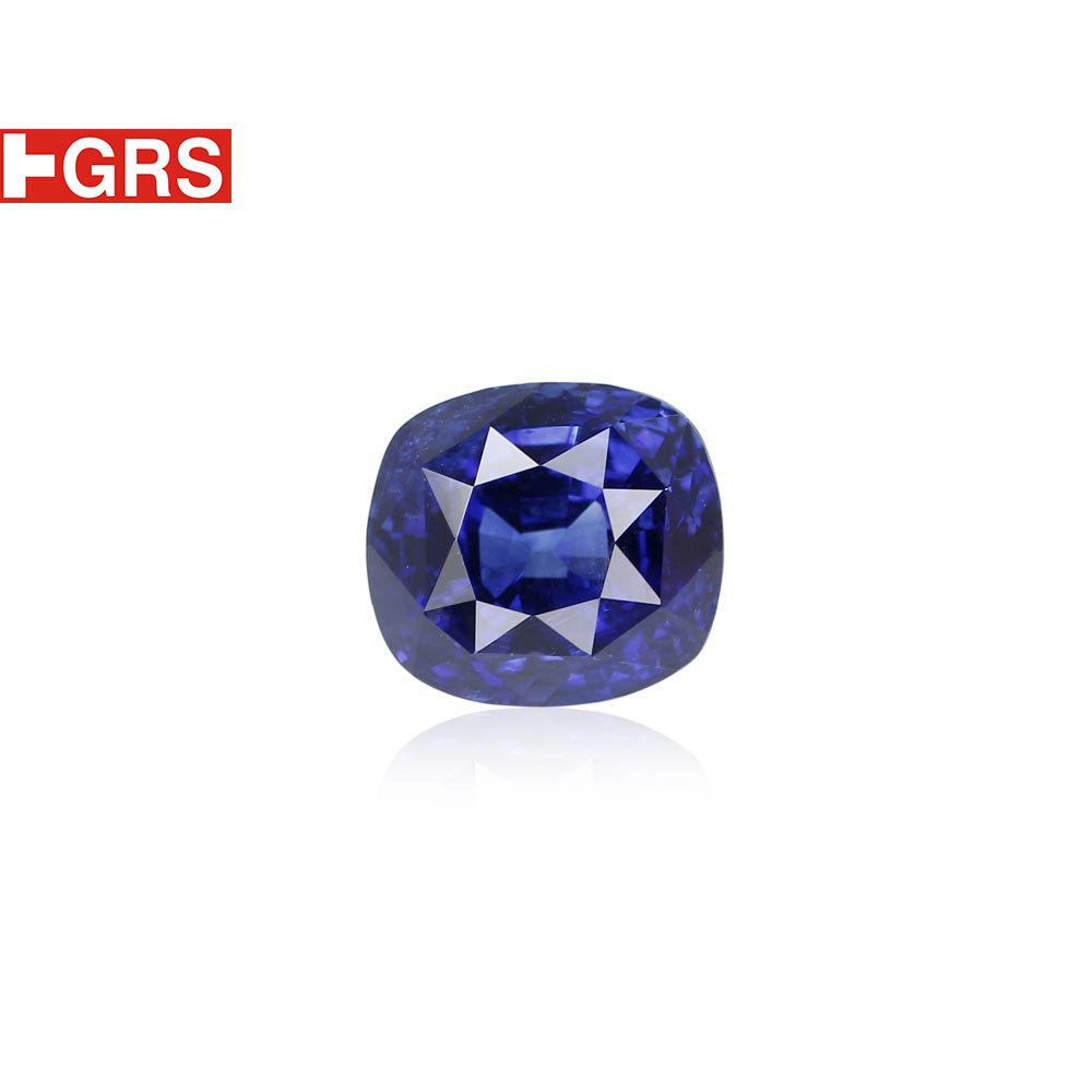 Royal Blue Sapphire - 4.62 Carat