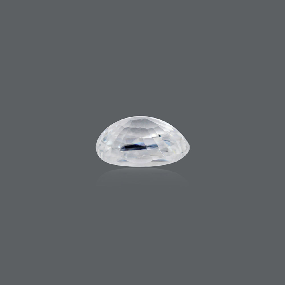 White Zircon - 7.31 Carat