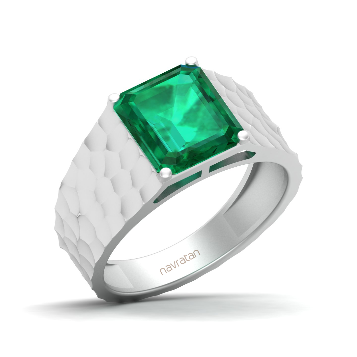 Solitaire Marvel emerald Ring