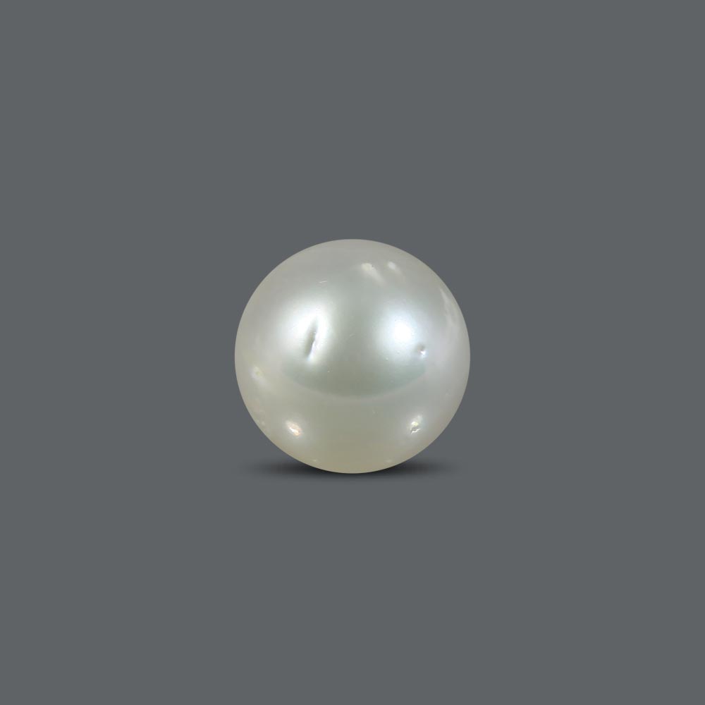 South Sea Pearl - 11.89 Carat
