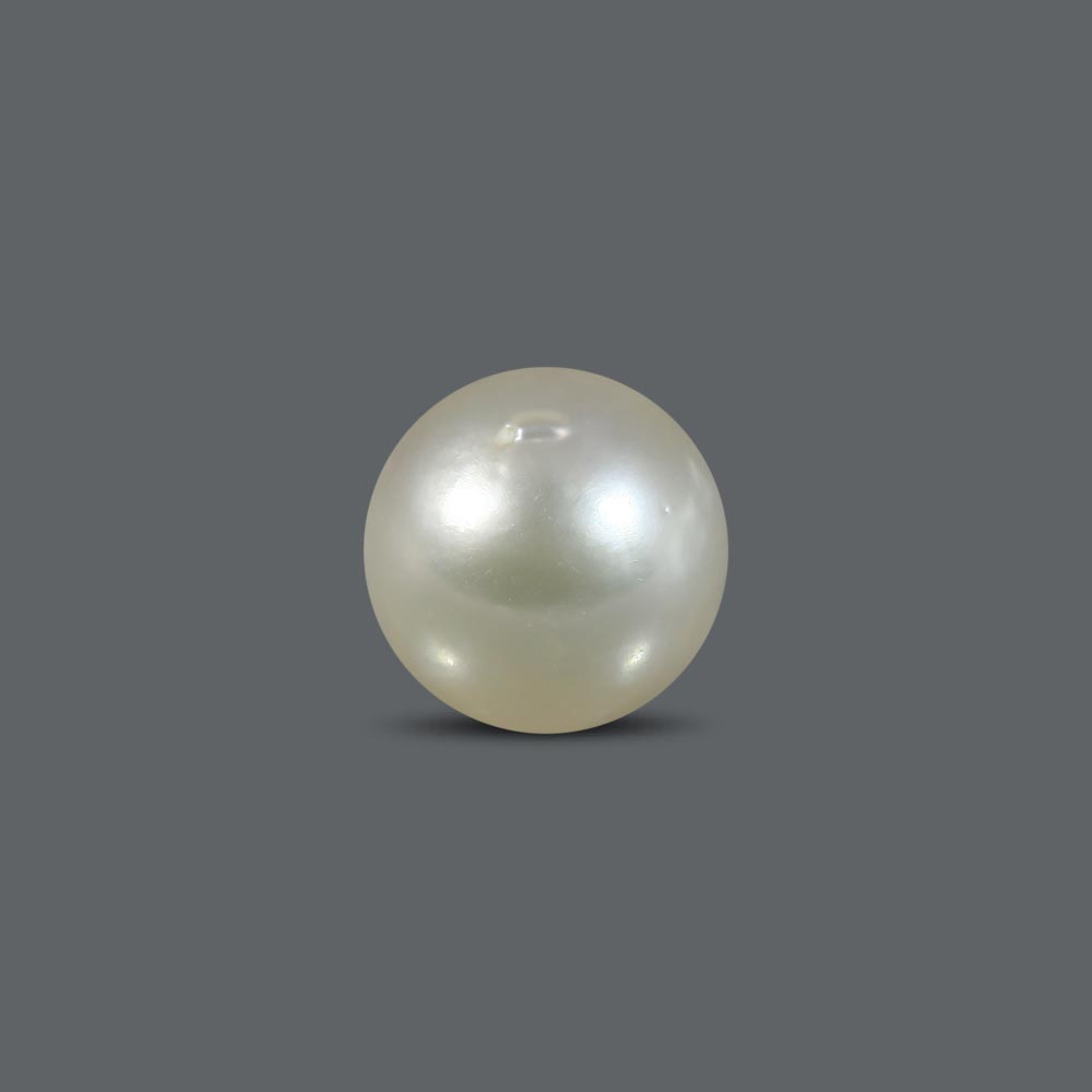 South Sea Pearl - 12.3 Carat