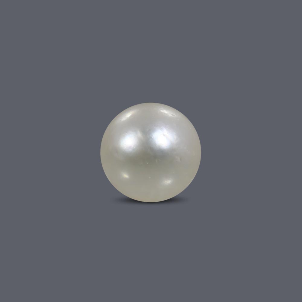 South Sea Pearl - 5.68 Carat