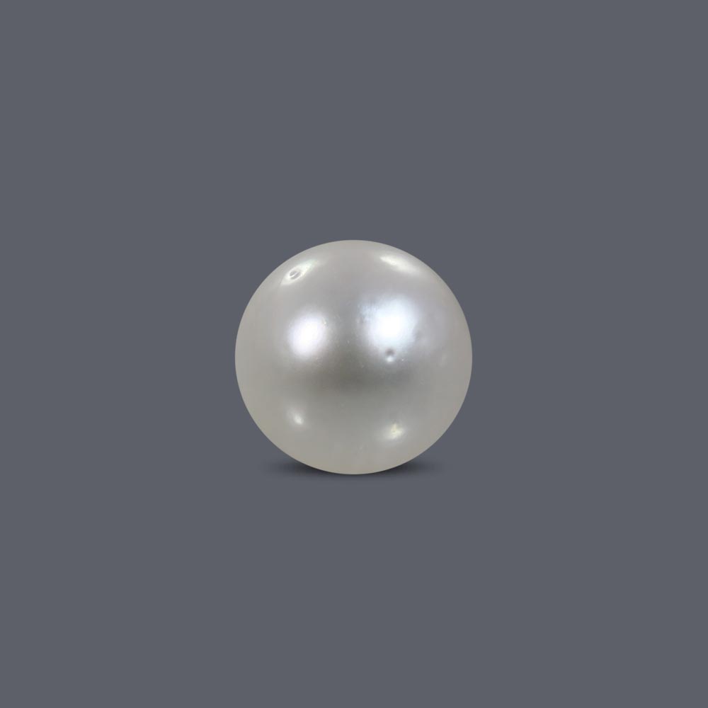 South Sea Pearl - 6.14 Carat