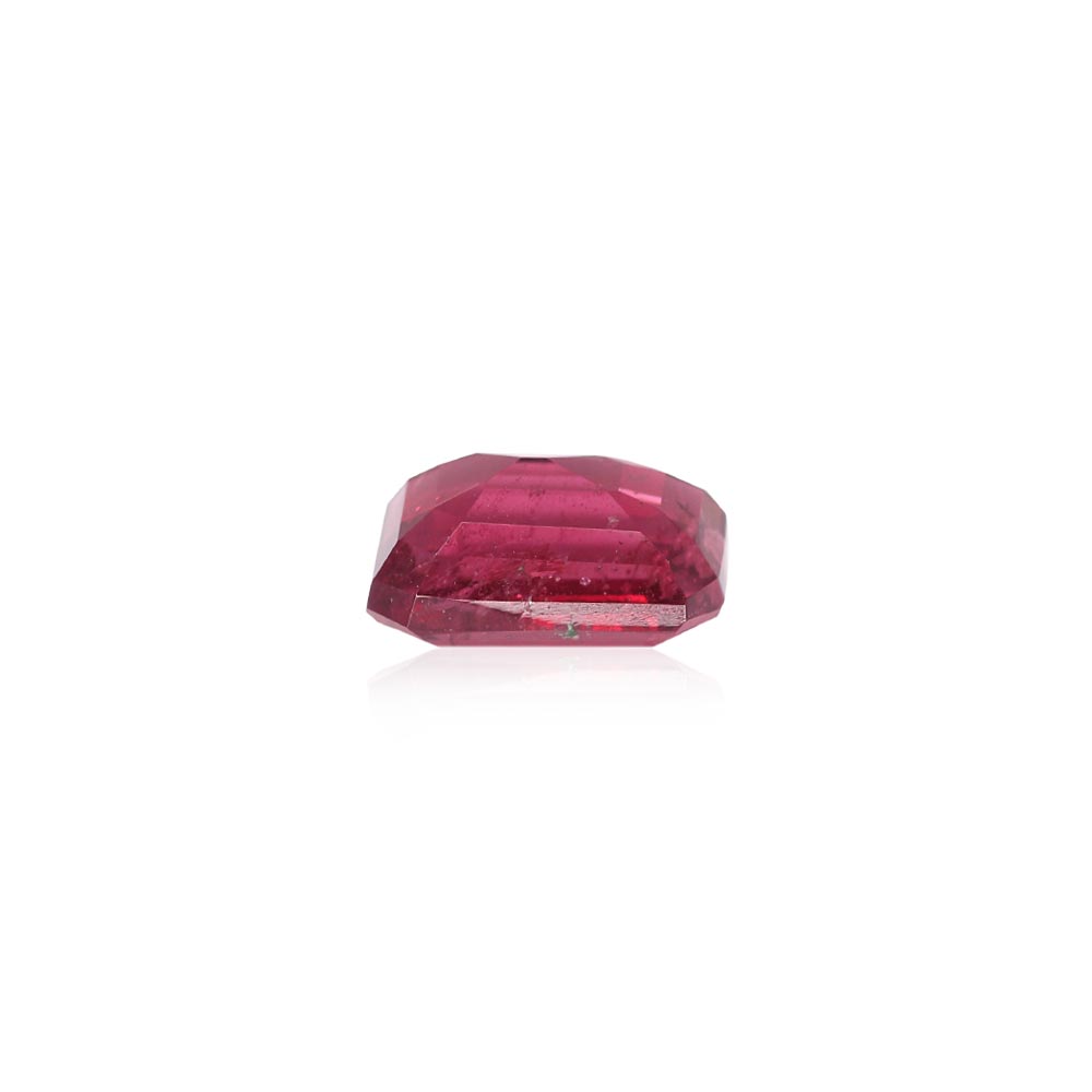 Spinel - 3.98 Carat