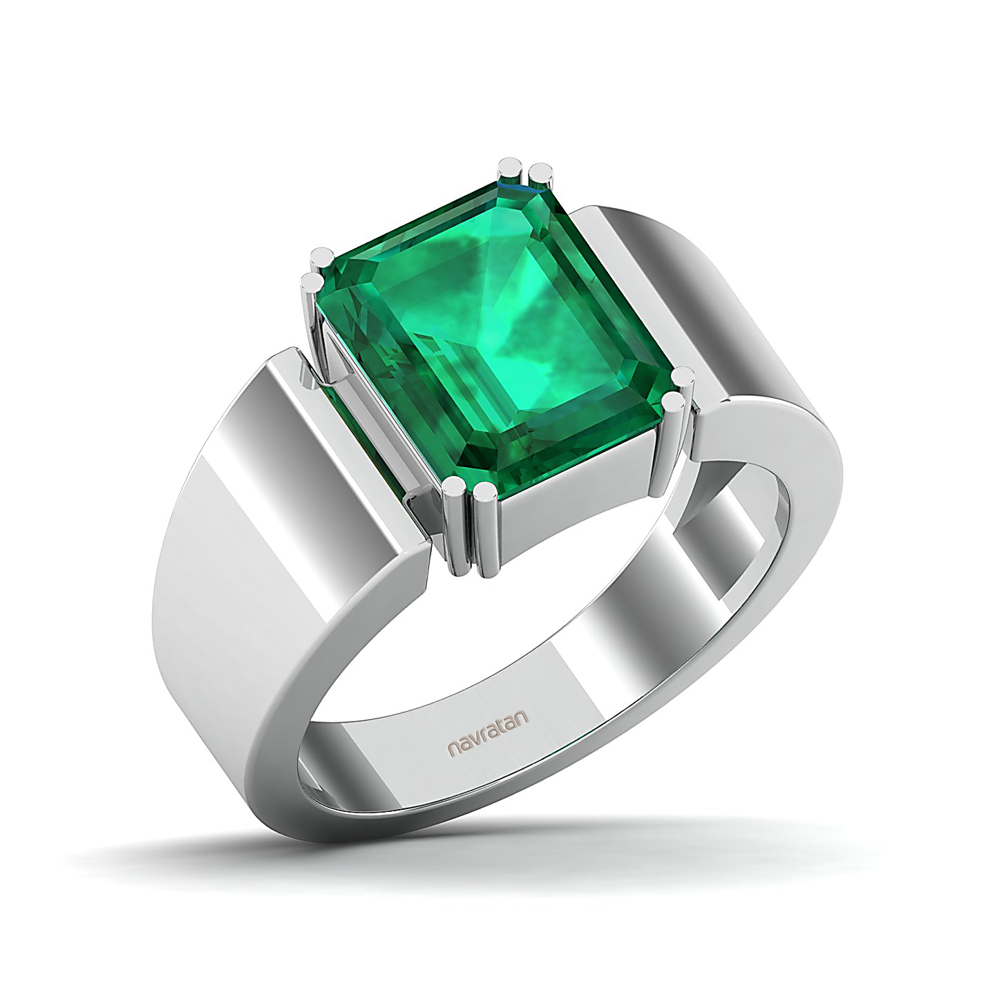 The Glorious Emerald Gold Ring