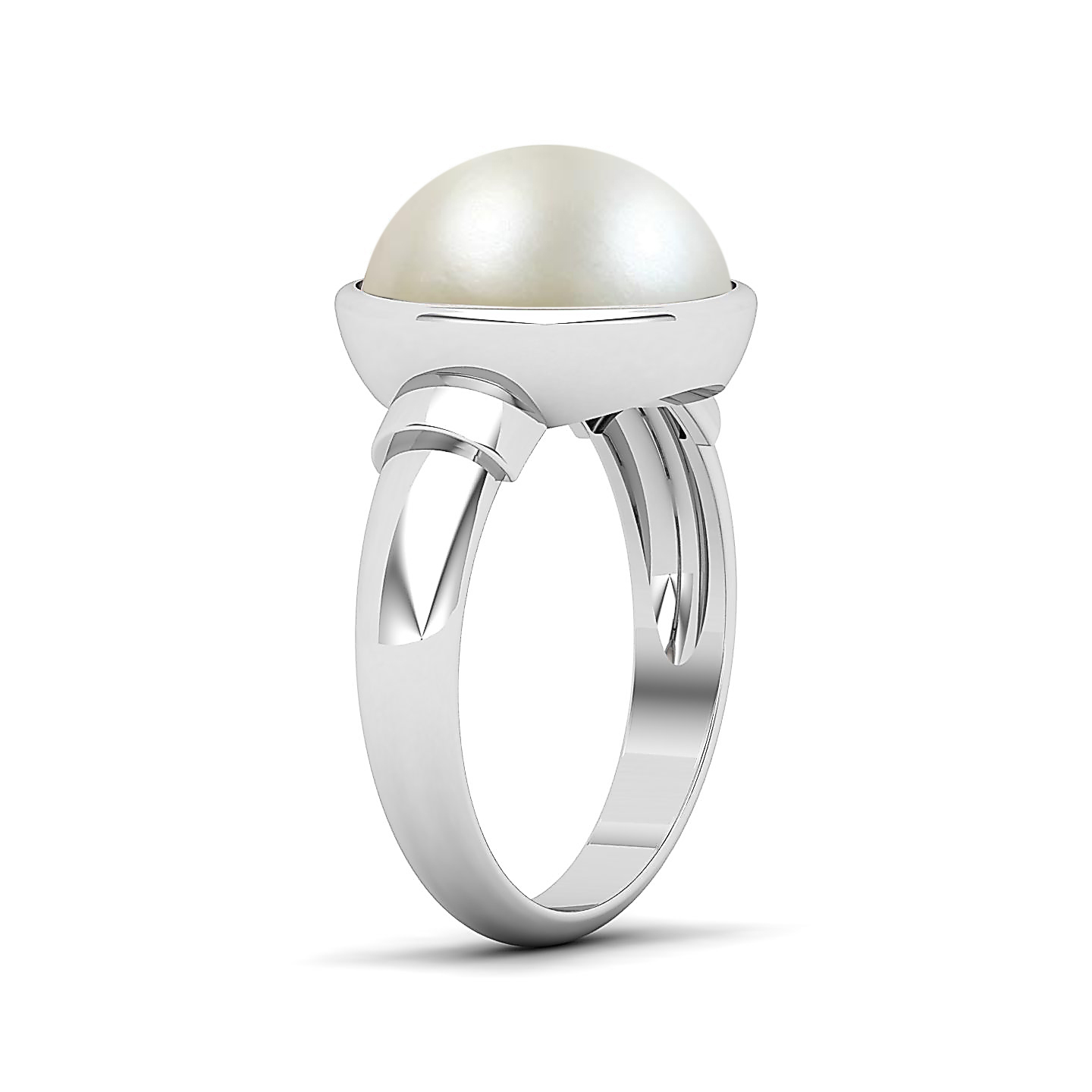 The sleek pearl gold ring