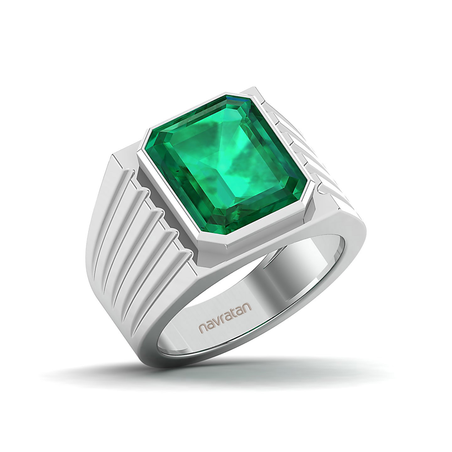 The Valorous Emerald Gold Ring