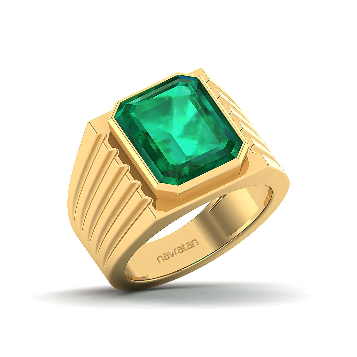 The Valorous Emerald Gold Ring