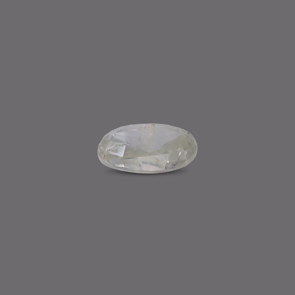 White Sapphire - 4.24 Carat
