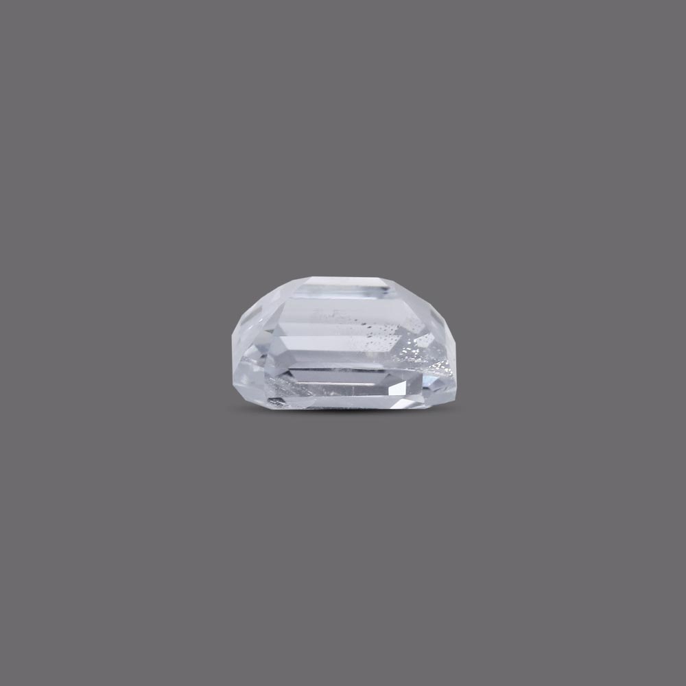 White Sapphire - 4.56 Carat