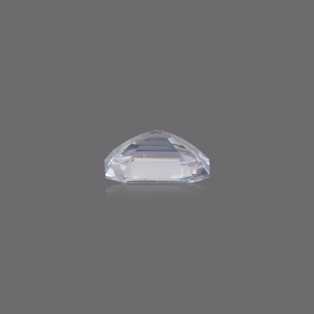 White Sapphire - 4.57 Carat
