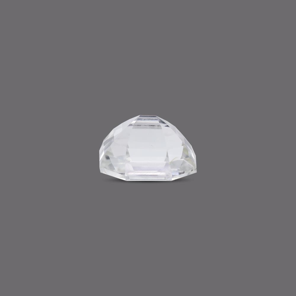 White Sapphire - 5.56 Carat