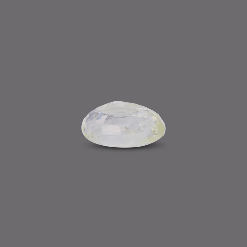 White Sapphire - 4.89 Carat