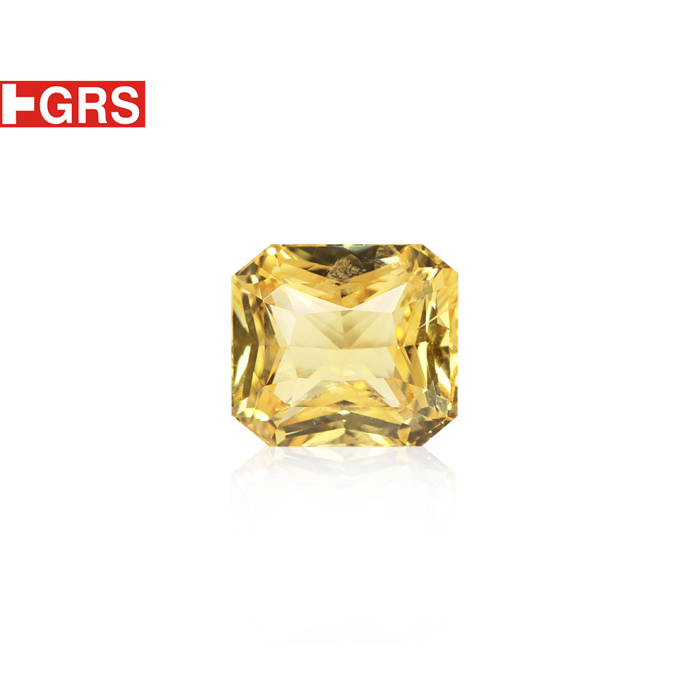 Yellow Sapphire - 13.78 Carat