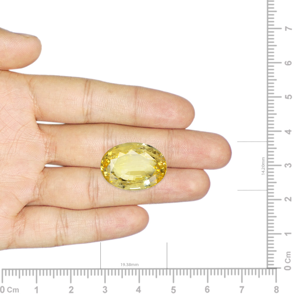 Yellow Sapphire - 19.08 Carat