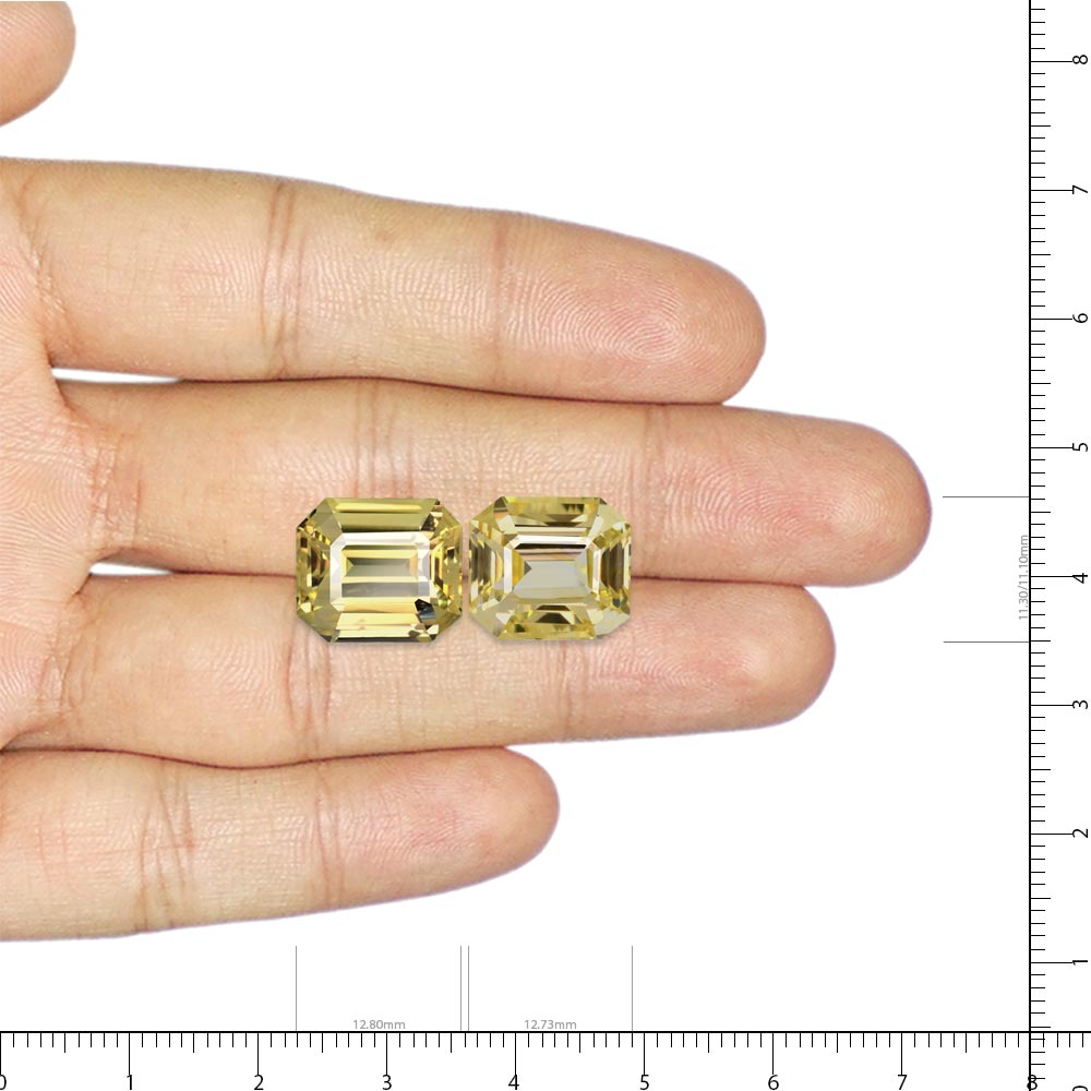 Yellow Sapphire - 21.49 Carat