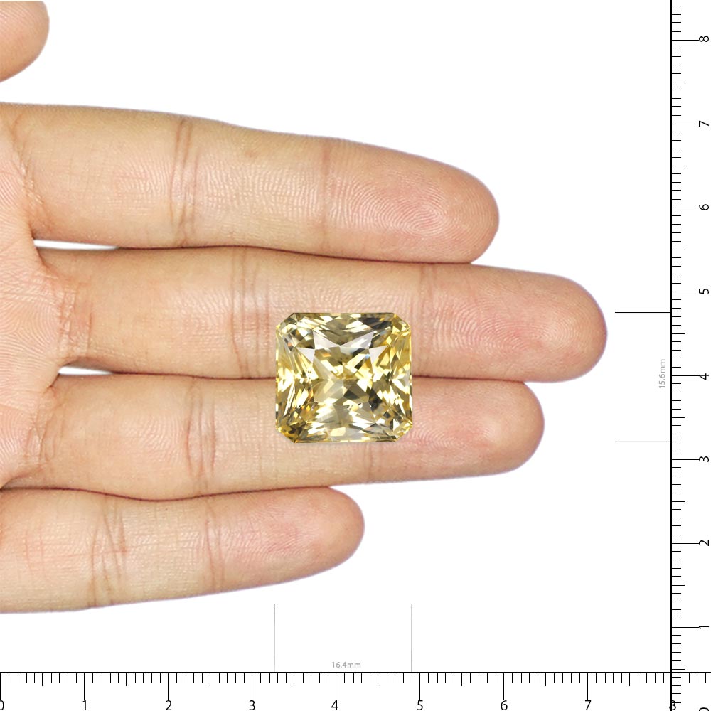 Yellow Sapphire - 28.9 Carat