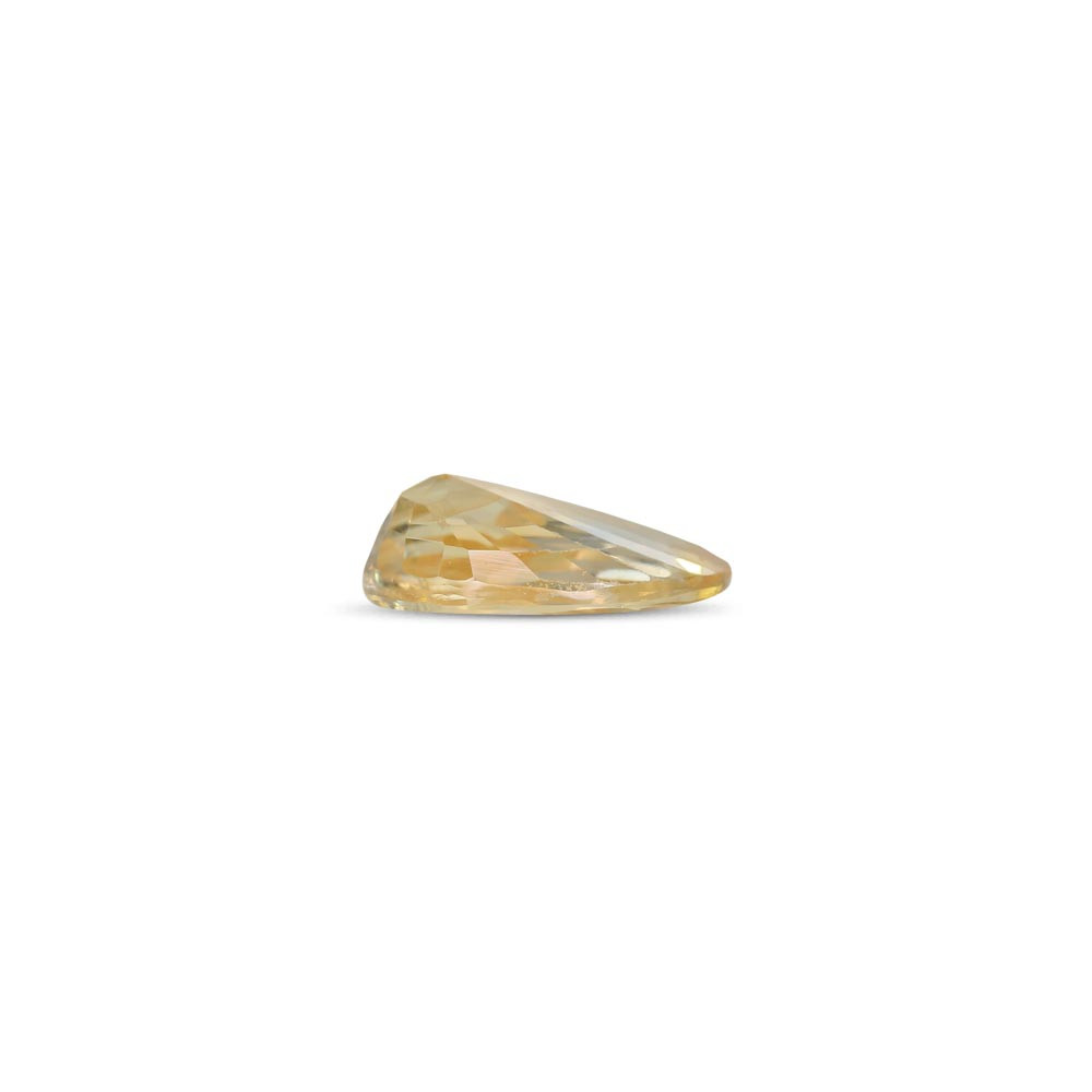 Yellow Sapphire - 3.8 Carat