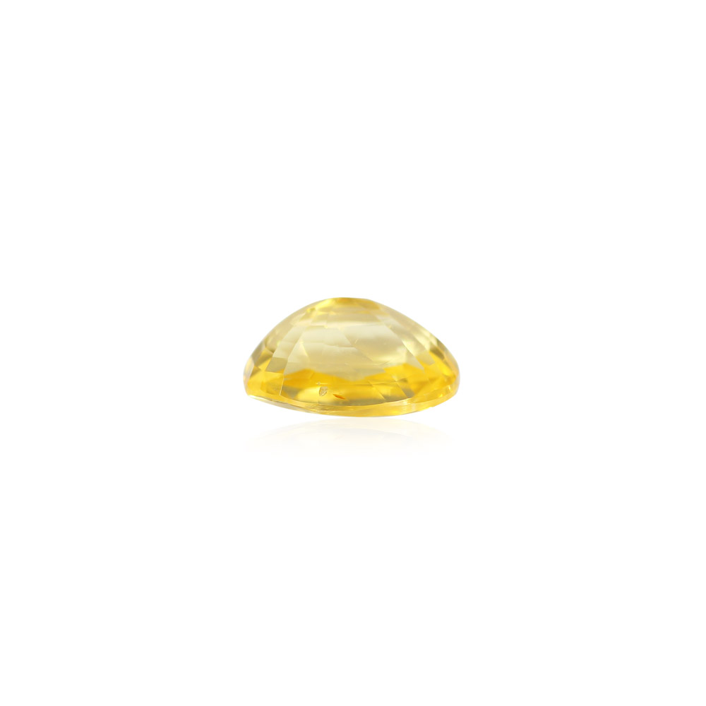 Yellow Sapphire - 3.81 Carat